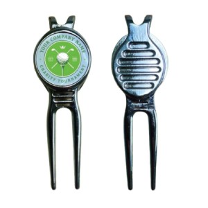 The Essex Silver Divot Tool with Removable Ball Marker